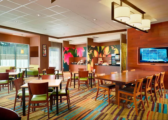 Fairfield Inn & Suites By Marriott Hendersonville Flat Rock