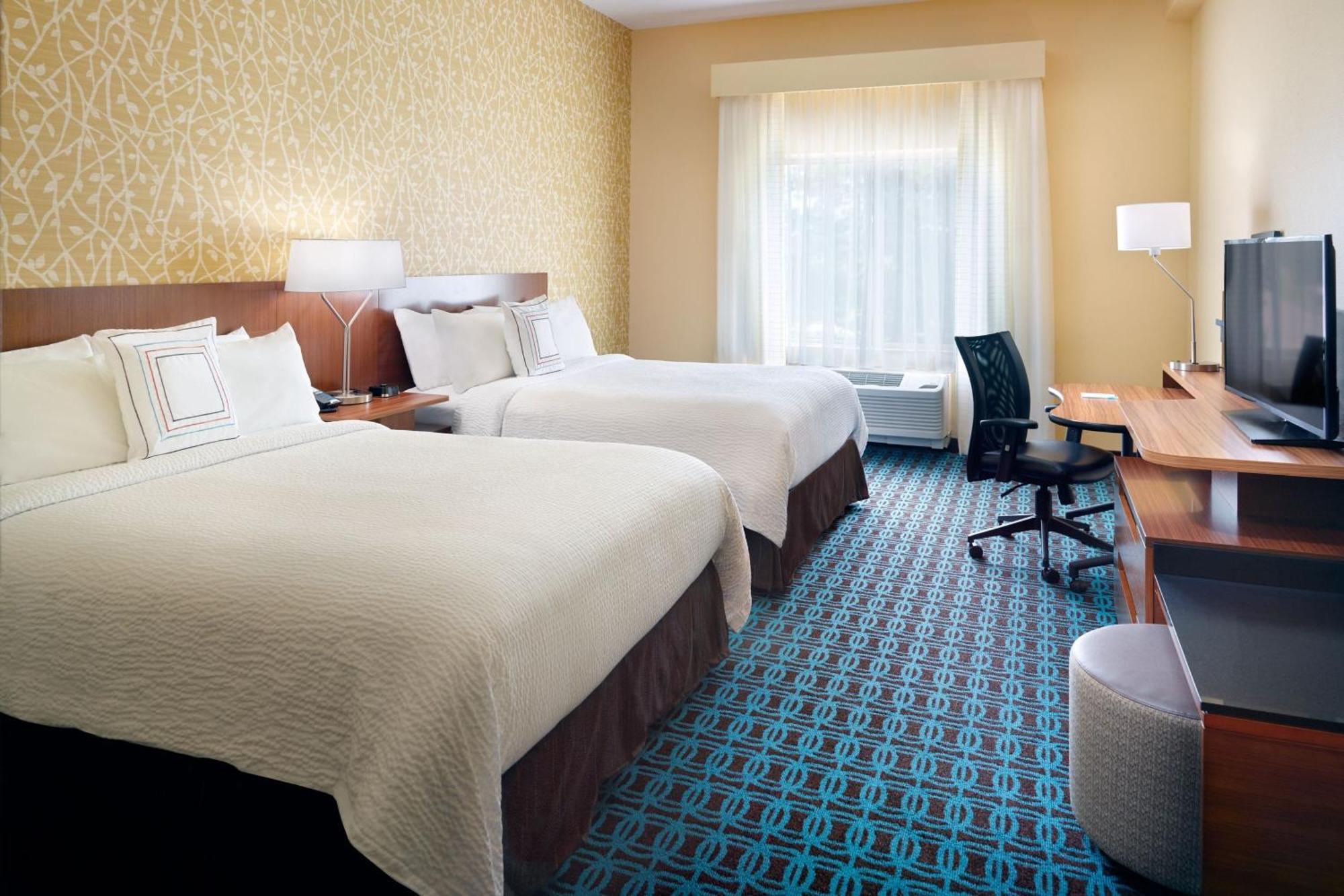 Hotel Fairfield & By Marriott Hendersonville