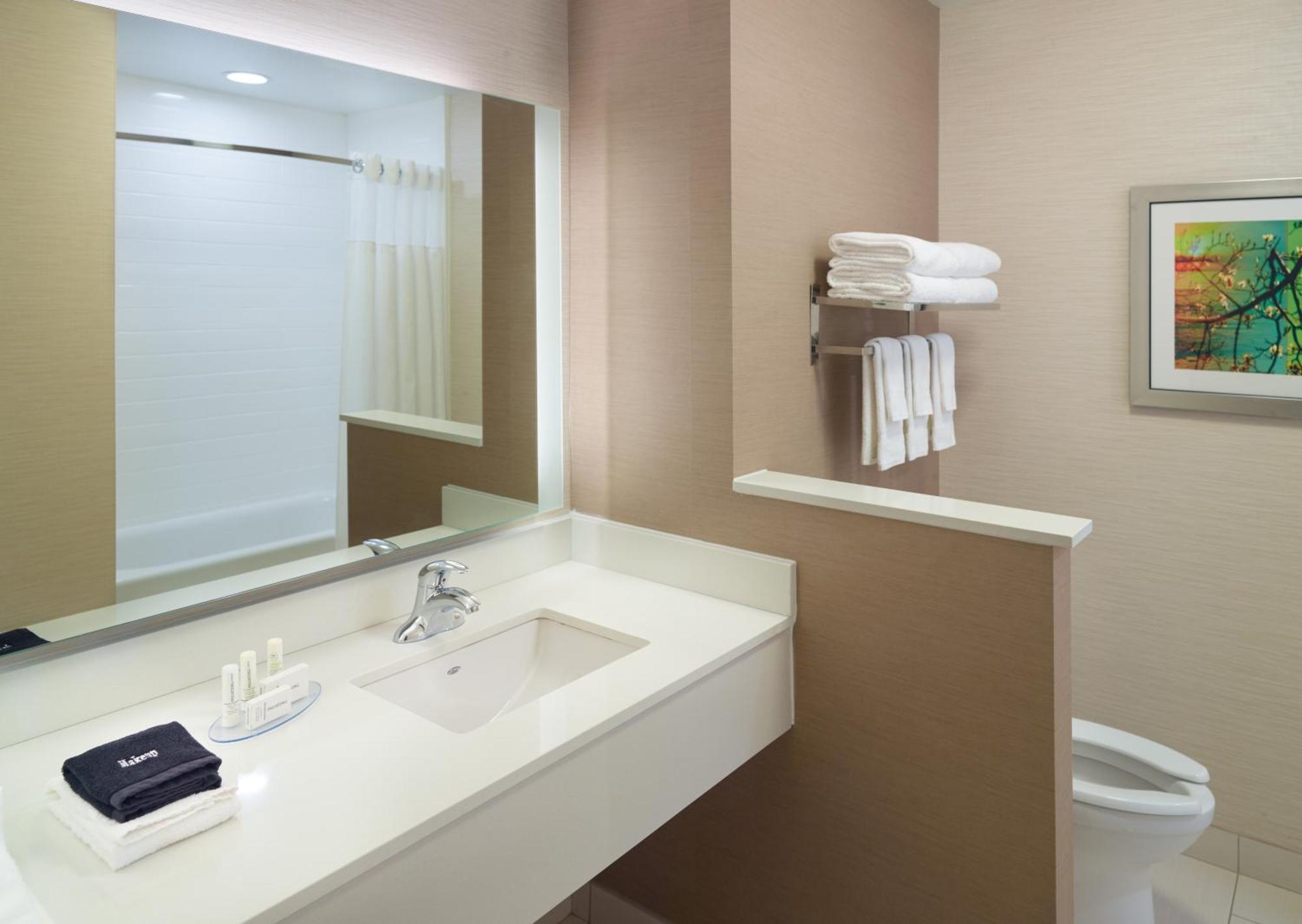 Fairfield & By Marriott Hendersonville 3* Flat Rock